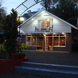  Hotel Golden India